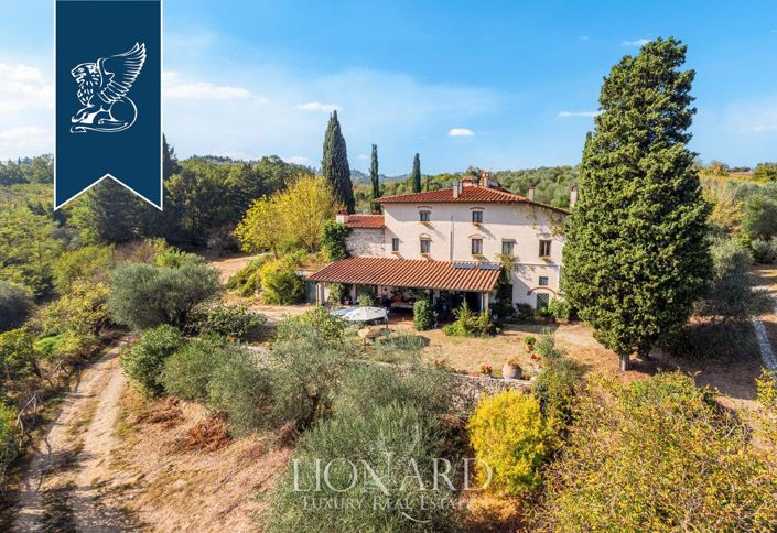 Image No.9-11 Bed Farmhouse for sale