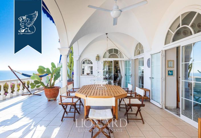 Image No.15-Villa de 4 chambres à vendre à Ventimiglia