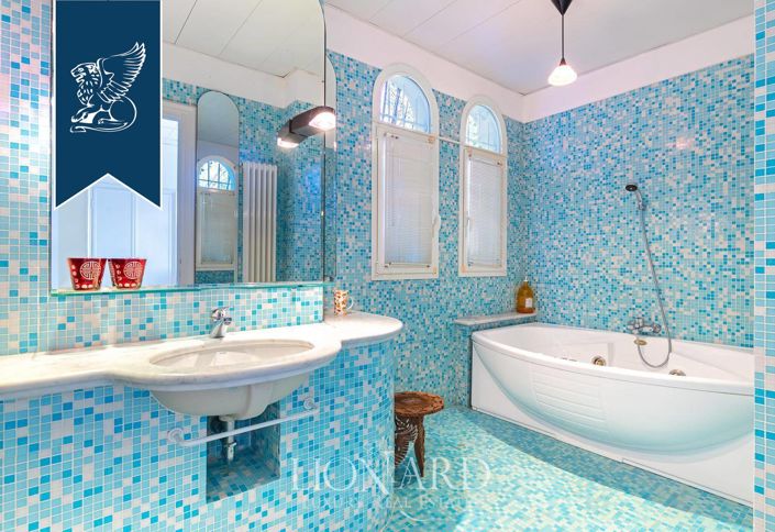 Image No.38-Villa de 4 chambres à vendre à Ventimiglia