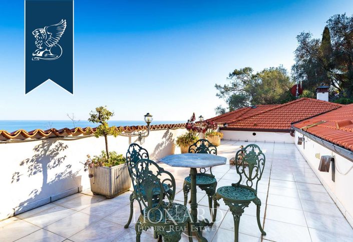 Image No.46-Villa de 4 chambres à vendre à Ventimiglia