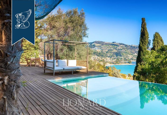 Image No.8-Villa de 4 chambres à vendre à Ventimiglia