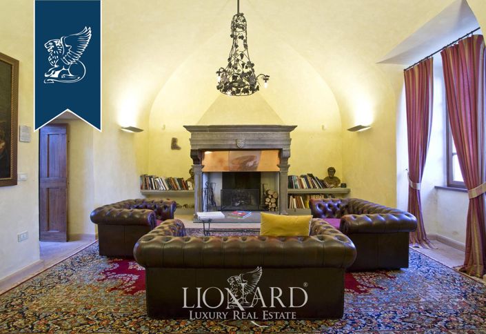 Image No.20-22 Bed Villa for sale