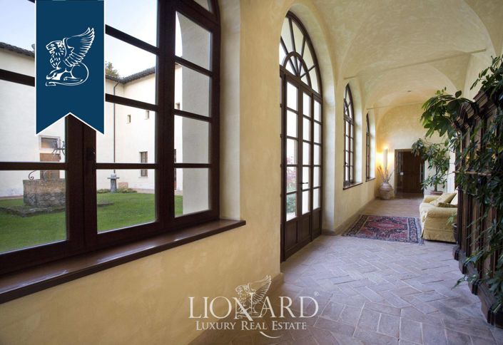 Image No.23-22 Bed Villa for sale