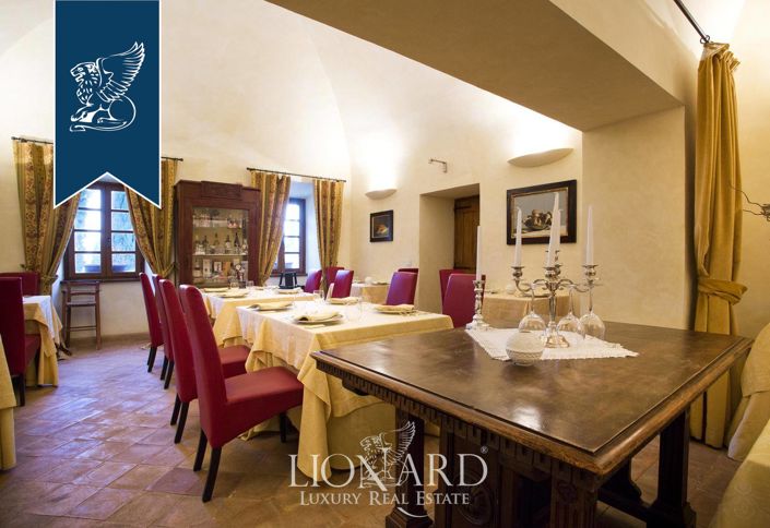 Image No.30-22 Bed Villa for sale