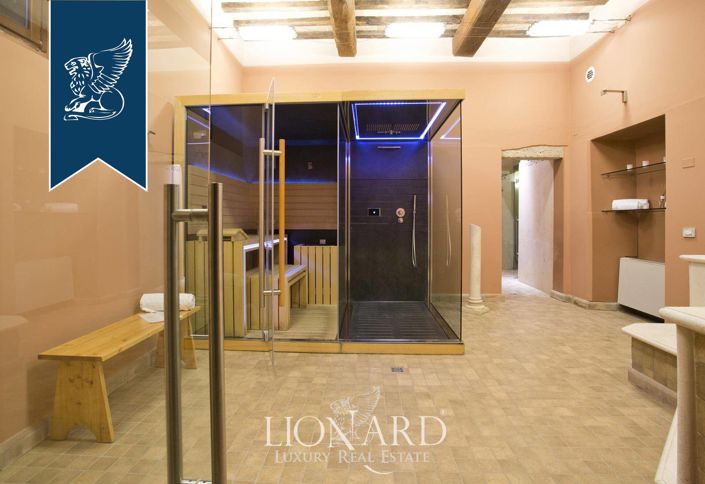 Image No.33-22 Bed Villa for sale