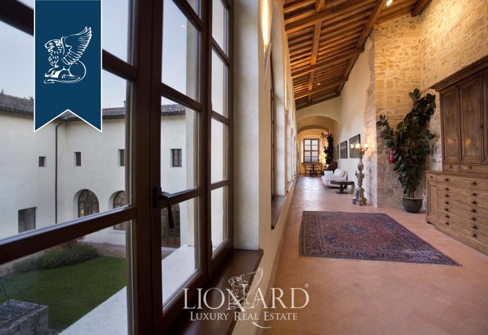 Image No.39-22 Bed Villa for sale