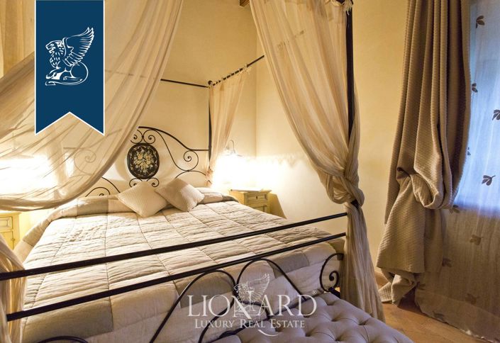 Image No.47-22 Bed Villa for sale