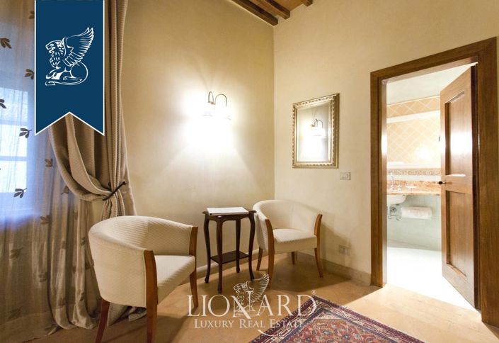 Image No.48-22 Bed Villa for sale