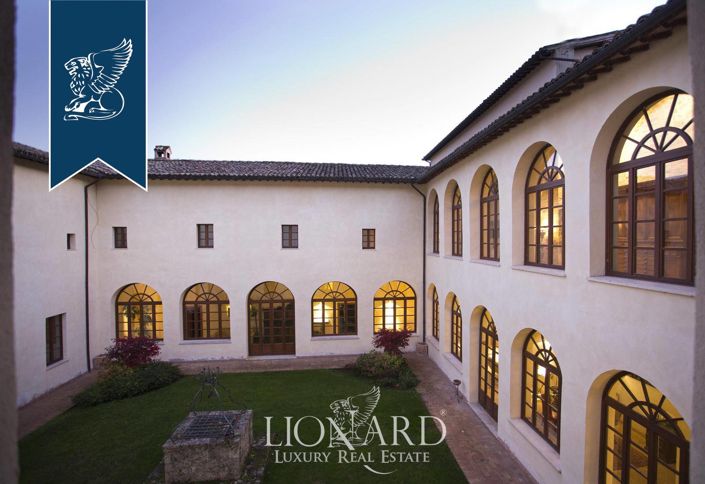 Image No.66-22 Bed Villa for sale