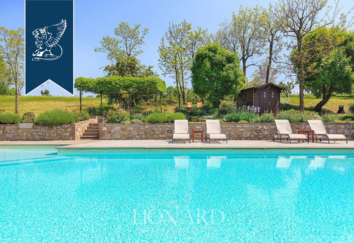 Image No.12-10 Bed Villa for sale