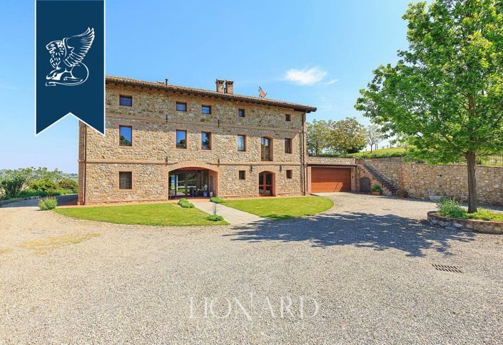 Image No.23-10 Bed Villa for sale