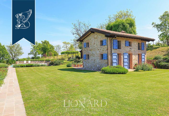 Image No.34-10 Bed Villa for sale