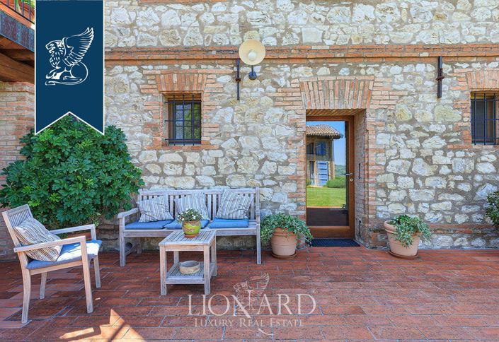 Image No.35-10 Bed Villa for sale