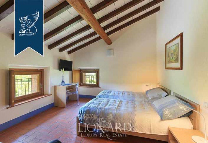 Image No.61-10 Bed Villa for sale