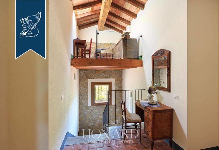 Image No.64-10 Bed Villa for sale