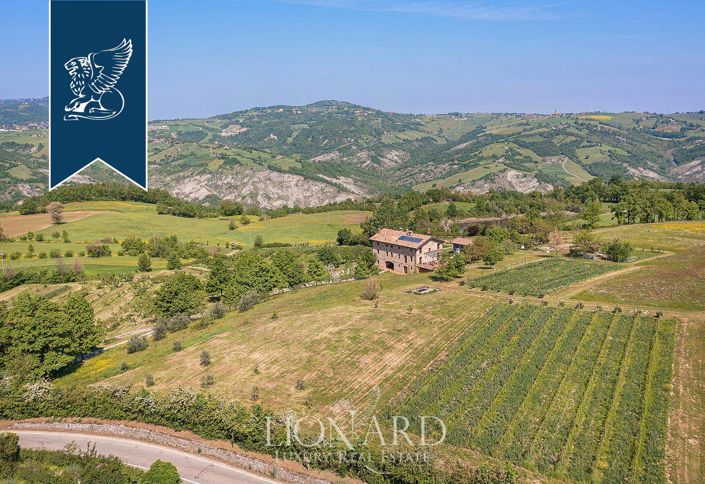 Image No.79-10 Bed Villa for sale