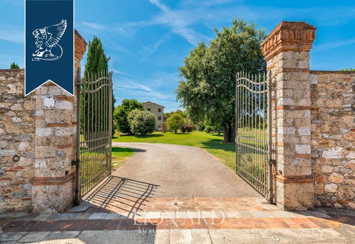 Image No.5-2 Bed Villa for sale