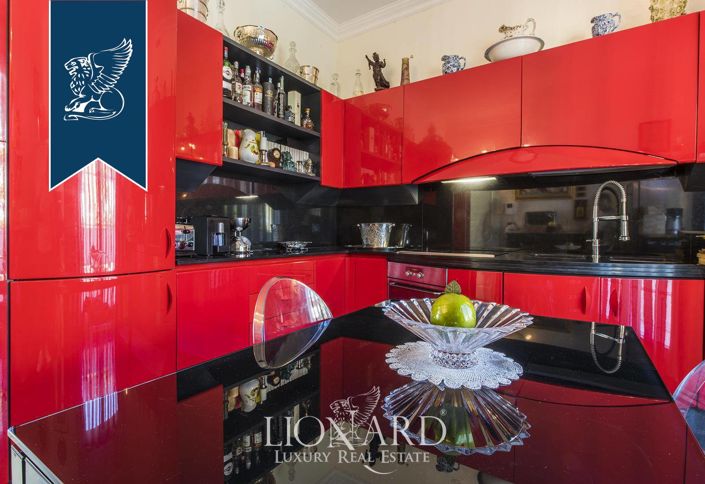 Image No.32-5 Bed Villa for sale