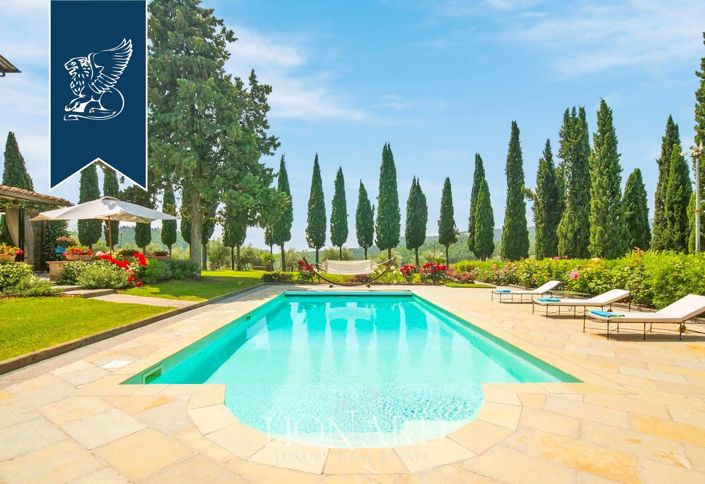 Image No.8-7 Bed Villa for sale