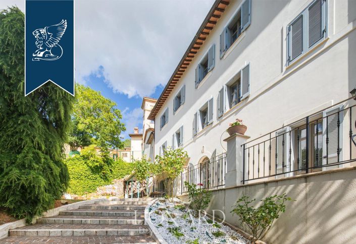 Image No.11-7 Bed Villa for sale