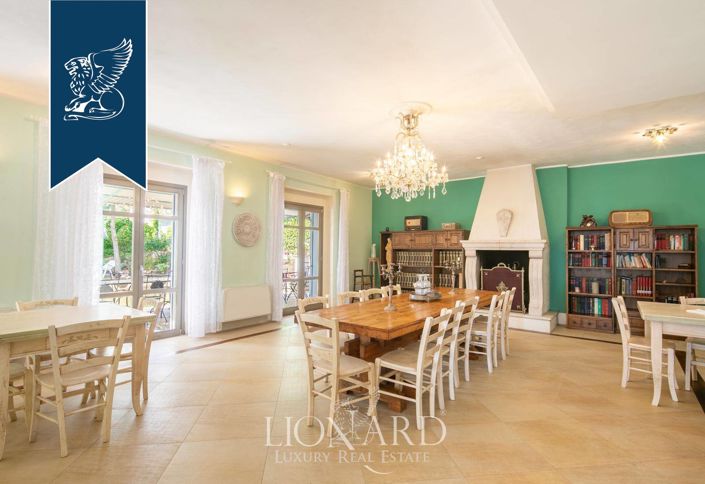 Image No.16-7 Bed Villa for sale