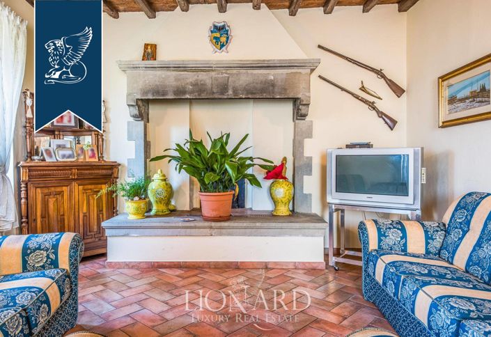 Image No.40-35 Bed Farmhouse for sale