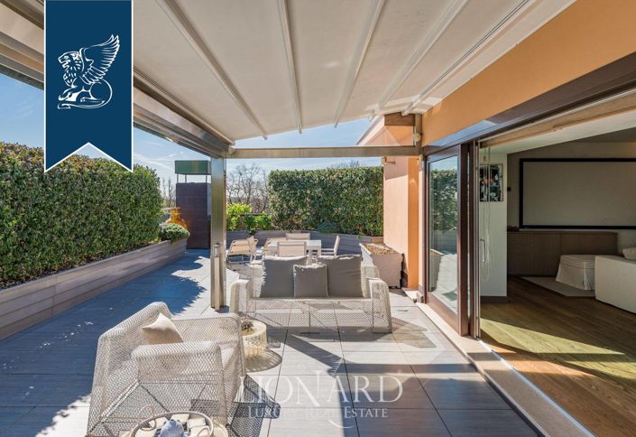 Image No.37-2 Bed Apartment for sale