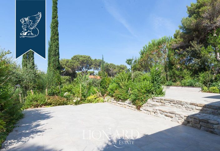 Image No.2-5 Bed Villa for sale