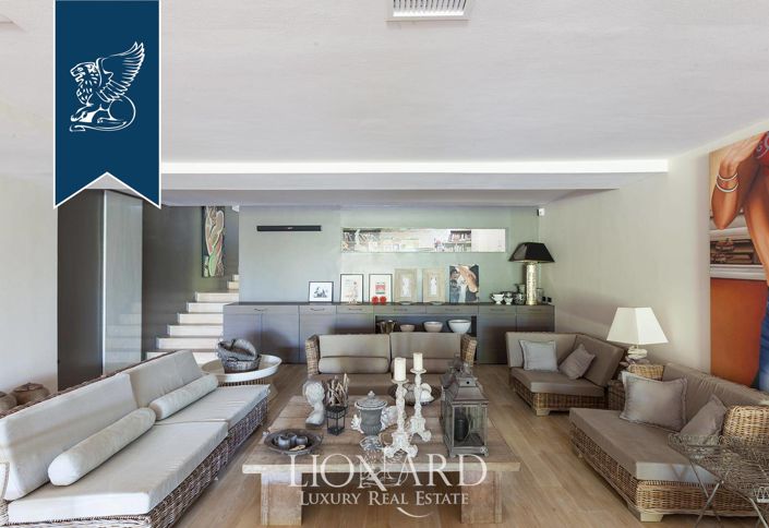 Image No.22-5 Bed Villa for sale