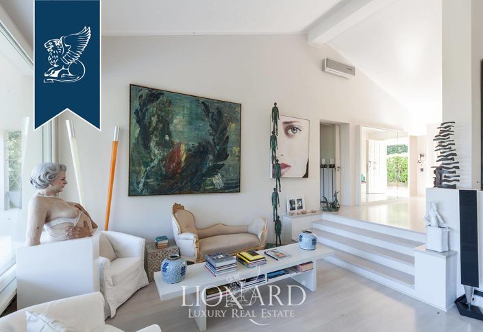 Image No.7-5 Bed Villa for sale