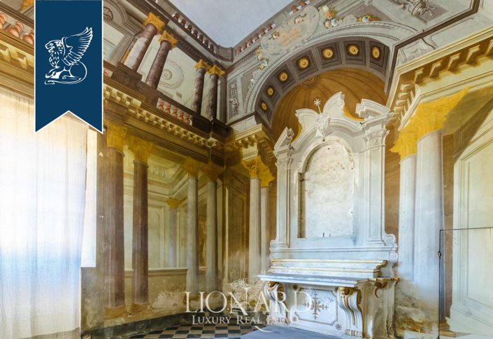 Image No.64-25 Bed Villa for sale