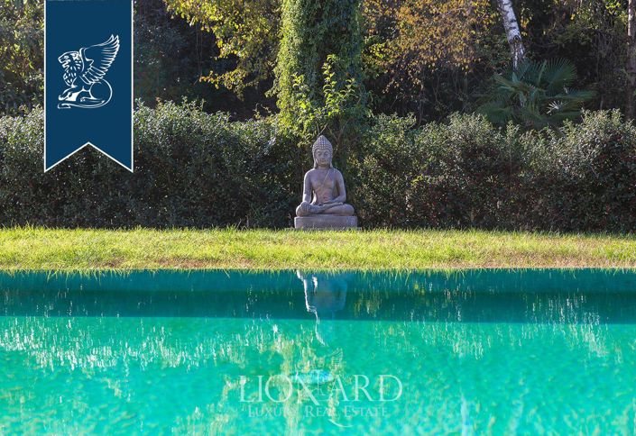 Image No.9-5 Bed Villa for sale