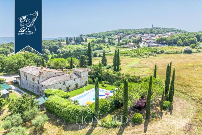 Image No.1-Ferme de 10 chambres à vendre à Rapolano Terme