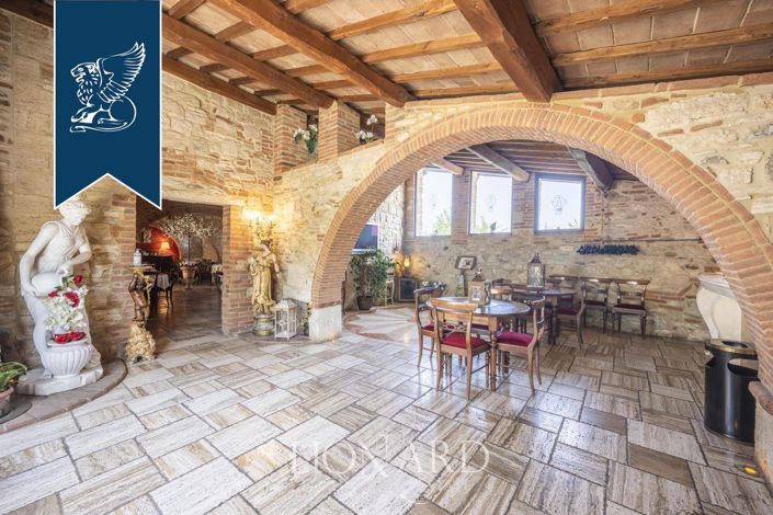 Image No.12-10 Bed Farmhouse for sale