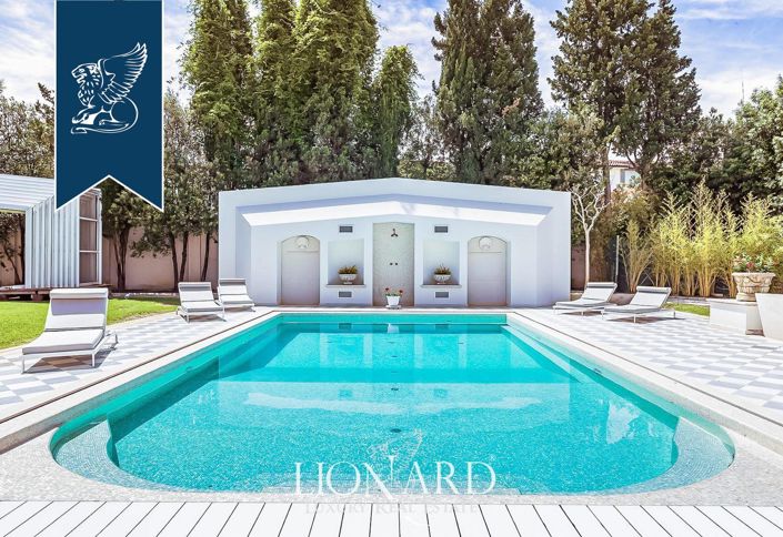 Image No.11-5 Bed Villa for sale