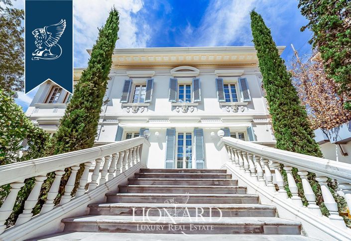 Image No.5-5 Bed Villa for sale