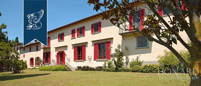 Image No.20-50 Bed Farmhouse for sale