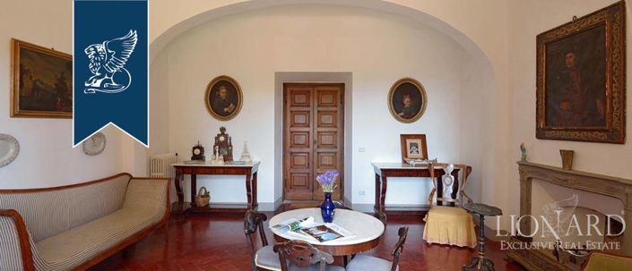 Image No.31-50 Bed Farmhouse for sale