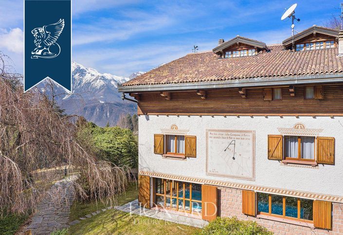 Image No.13-8 Bed Villa for sale