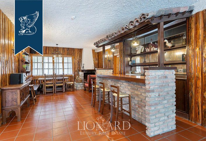 Image No.31-8 Bed Villa for sale