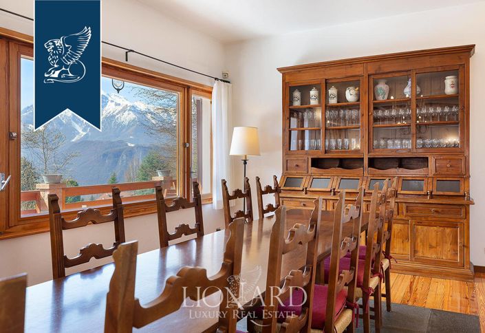 Image No.47-8 Bed Villa for sale