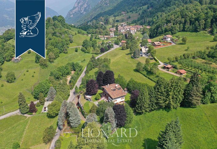 Image No.74-8 Bed Villa for sale