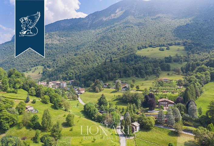 Image No.76-8 Bed Villa for sale