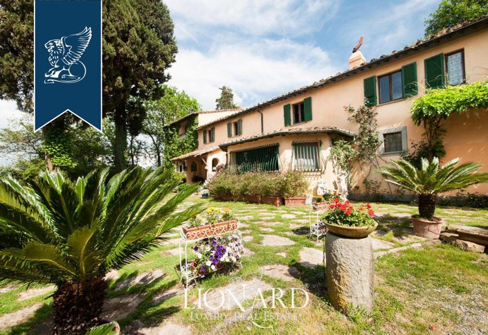 Image No.1-6 Bed Villa for sale