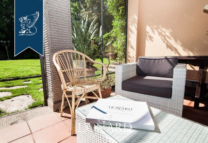 Image No.26-6 Bed Villa for sale