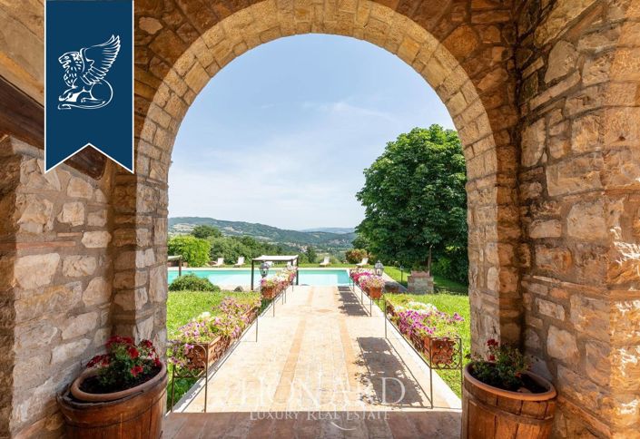 Image No.12-13 Bed Villa for sale