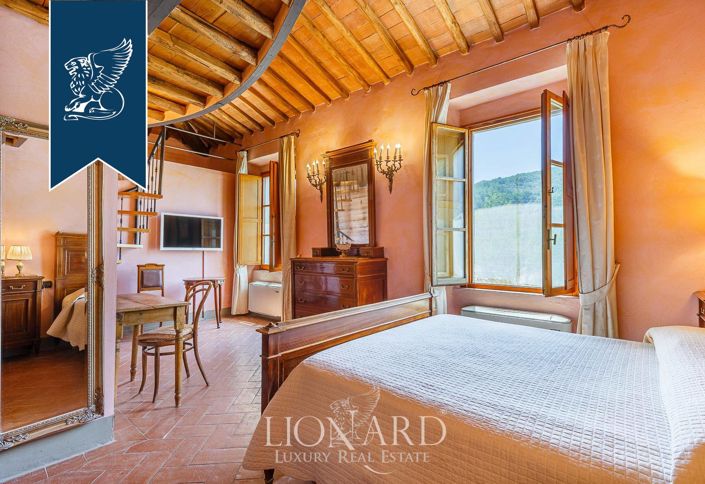 Image No.63-14 Bed Country House for sale