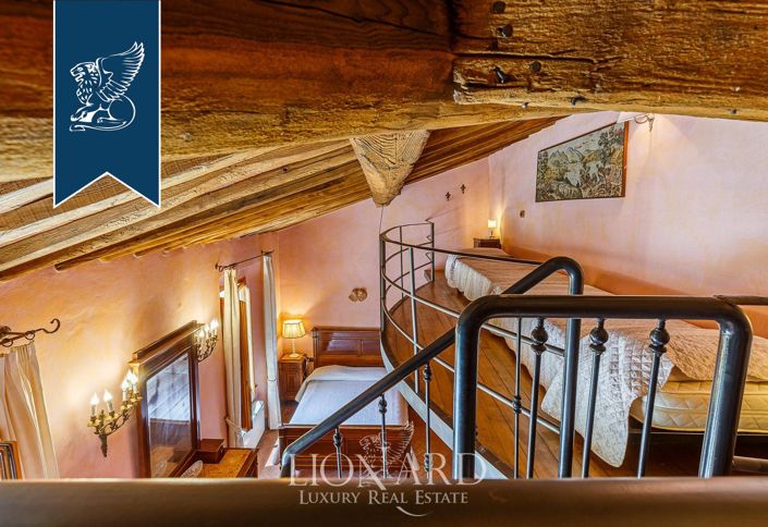 Image No.65-14 Bed Country House for sale