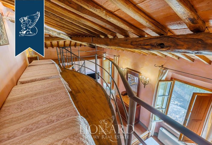 Image No.66-14 Bed Country House for sale