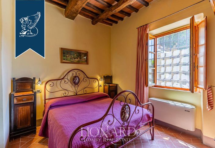 Image No.68-14 Bed Country House for sale